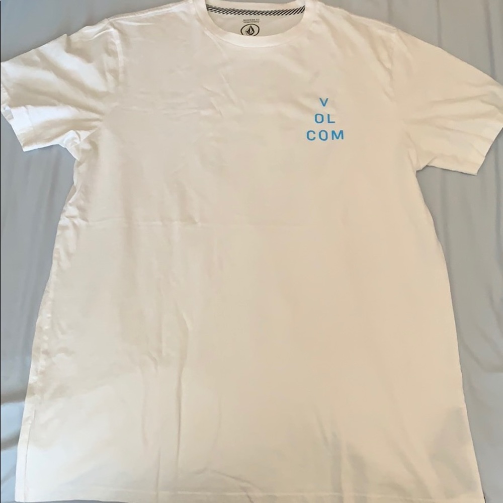 Volcom shirt adult Medium